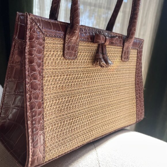 Liz Claiborne Beige and brown woven Hand bag - Picture 3 of 6